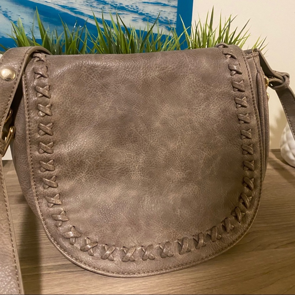 Urban Expressions Crossbody Purse - Taupe